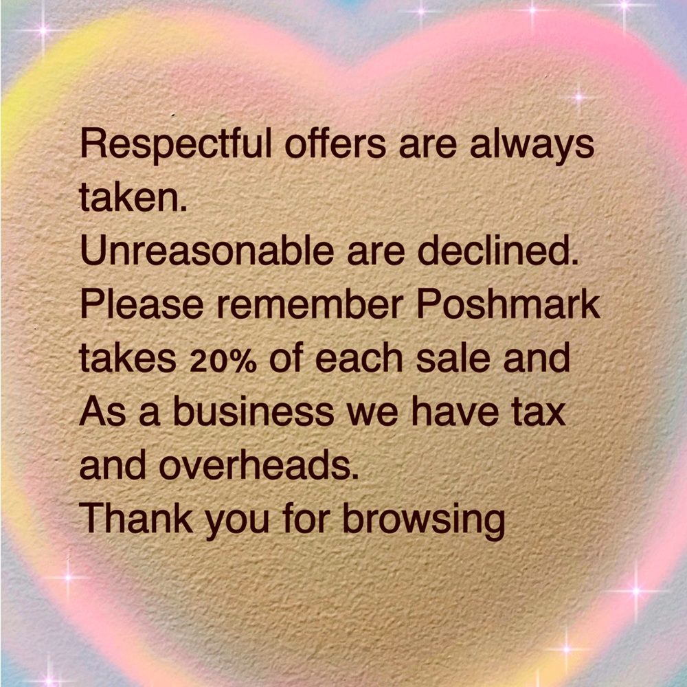 𝙋𝙡𝙚𝙖𝙨𝙚 𝙧𝙚𝙖𝙙 10% off 2 + Come in and browse our 6000 NWT items